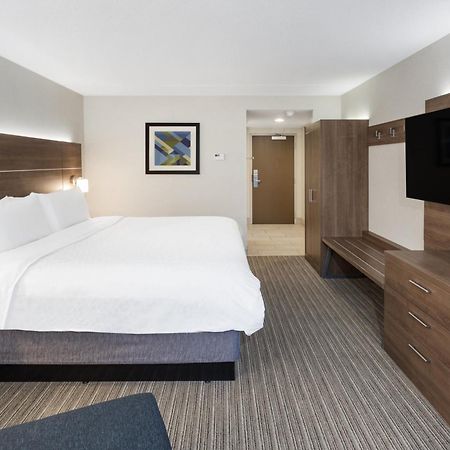 Holiday Inn Express Hotel & Suites Providence-Woonsocket By Ihg Экстерьер фото