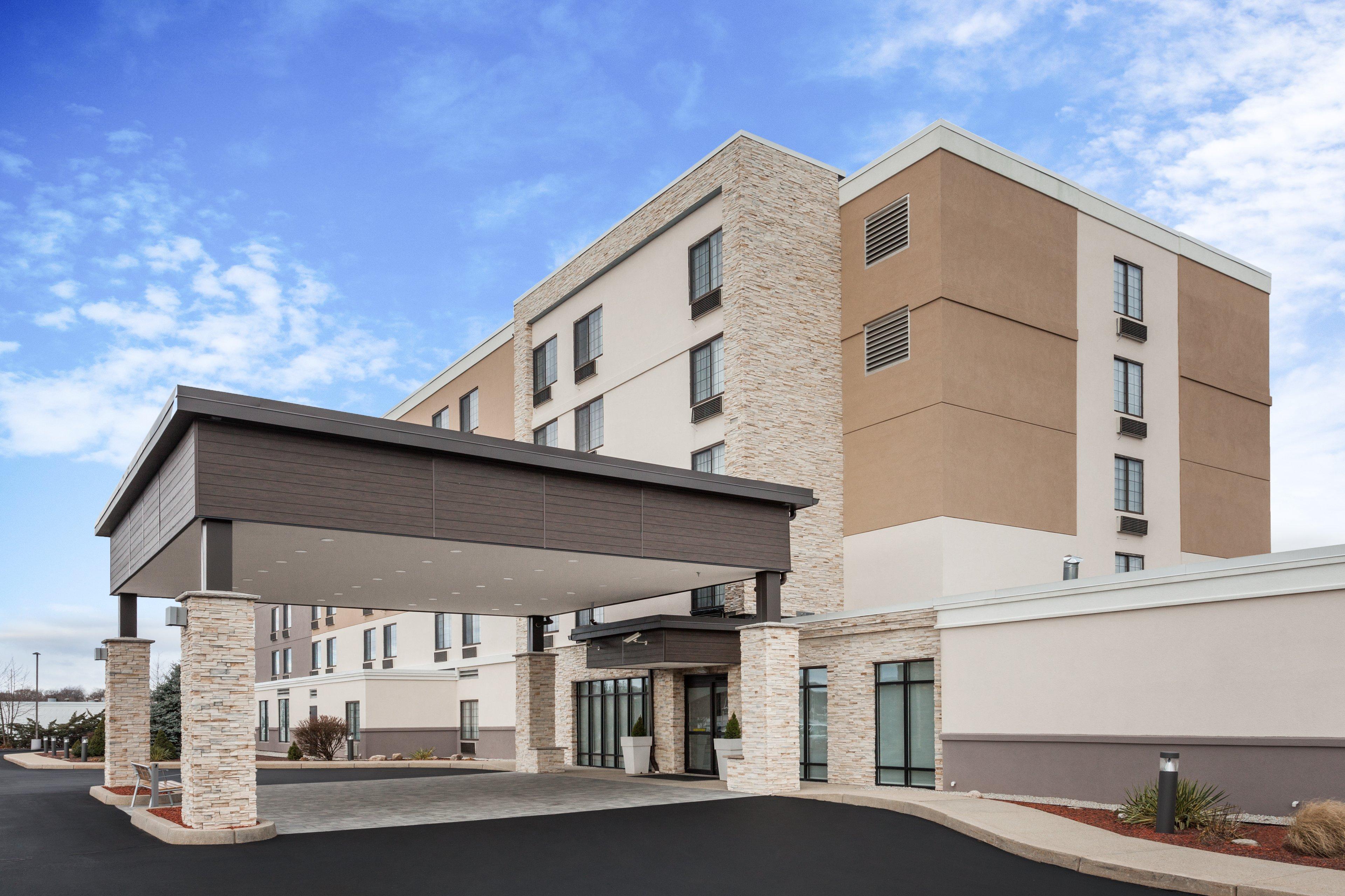 Holiday Inn Express Hotel & Suites Providence-Woonsocket By Ihg Экстерьер фото