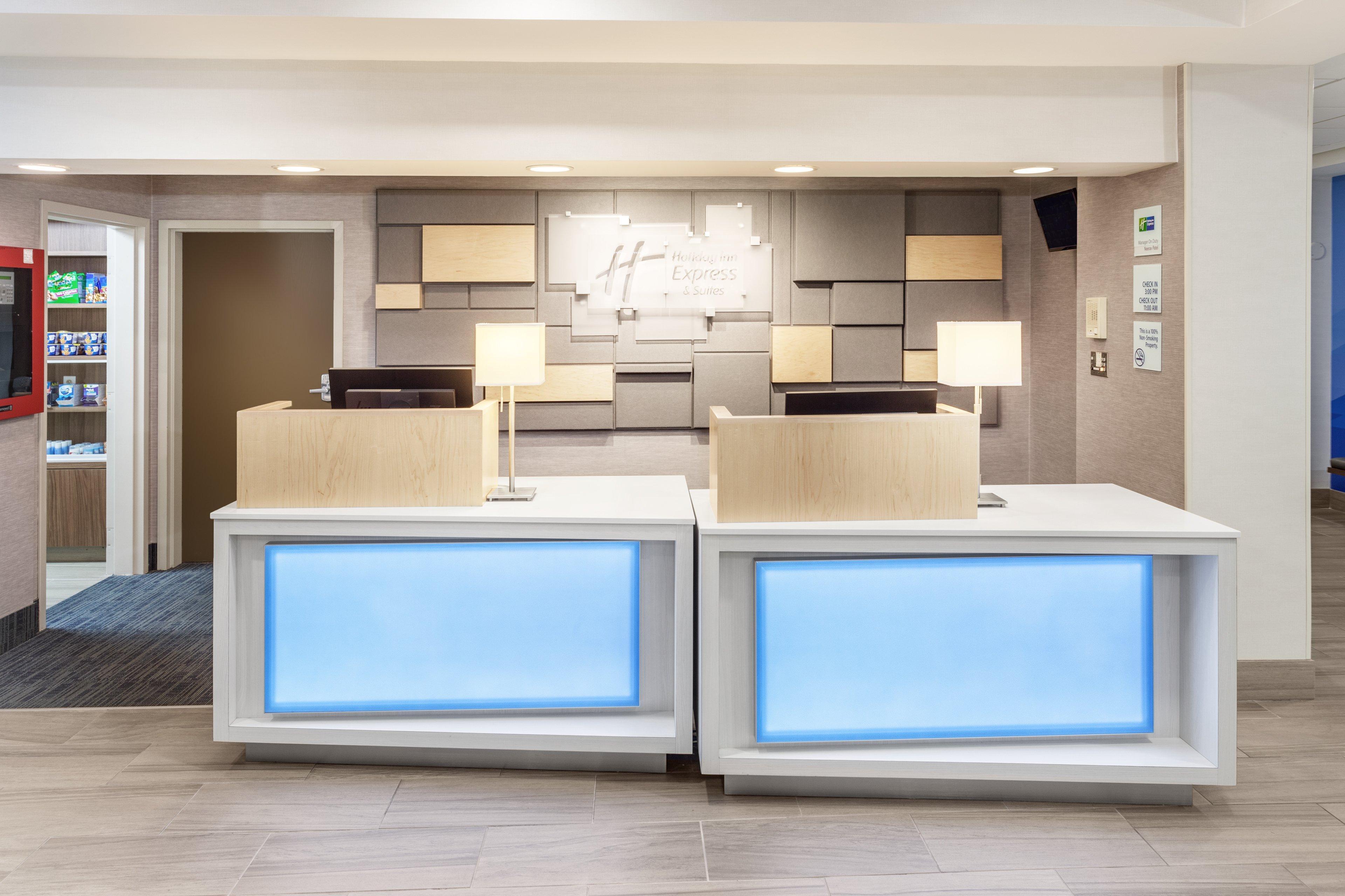 Holiday Inn Express Hotel & Suites Providence-Woonsocket By Ihg Экстерьер фото