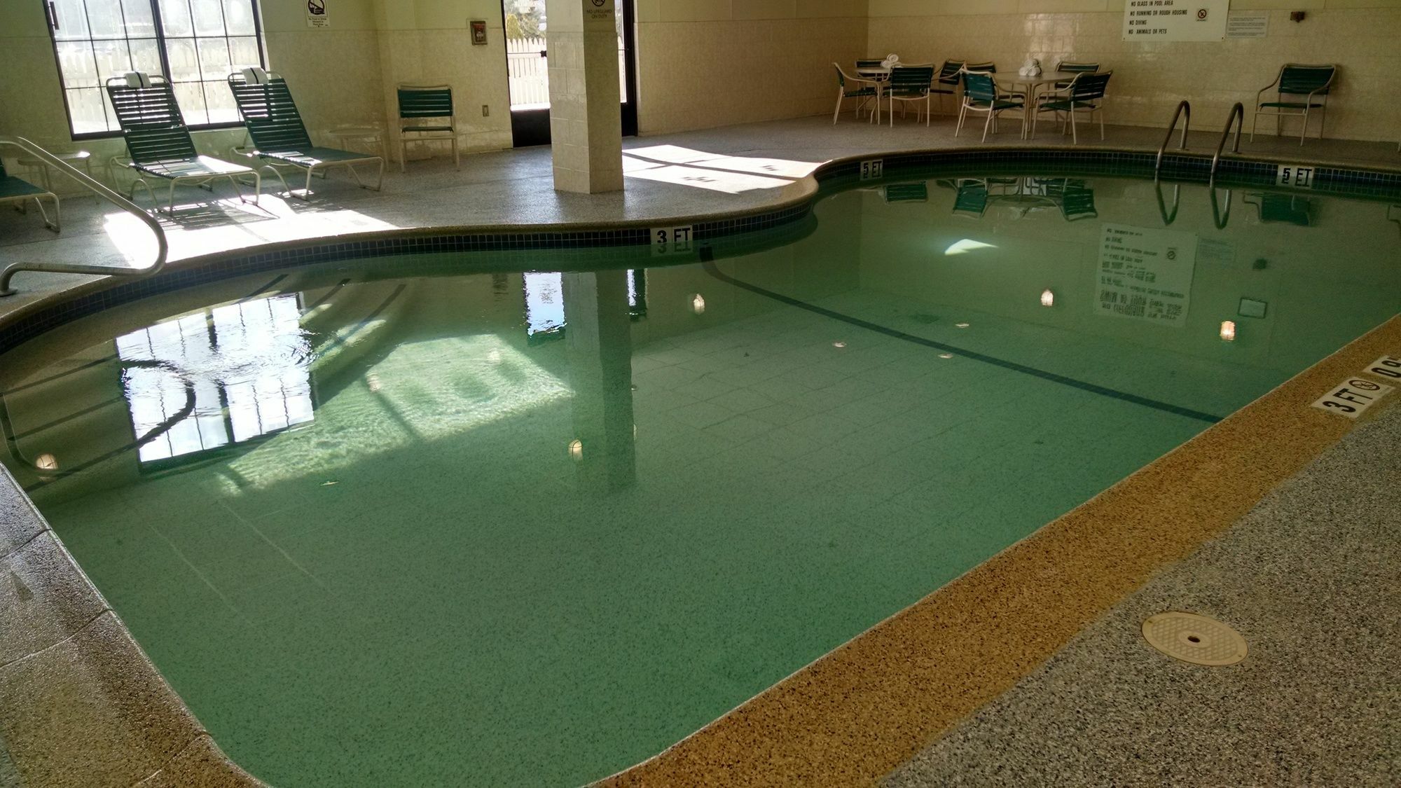 Holiday Inn Express Hotel & Suites Providence-Woonsocket By Ihg Экстерьер фото